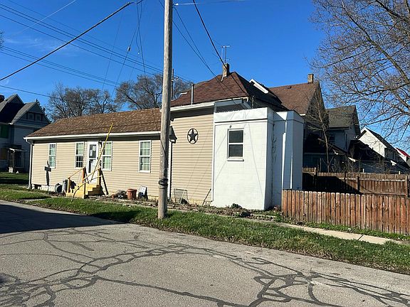 2nd image of 302 Silver St