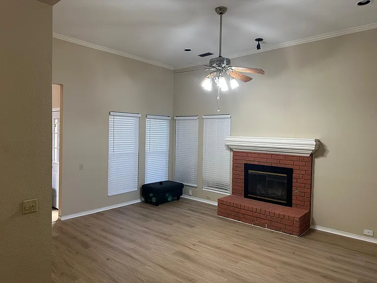 6304 Cupertino Trl — Photo 8