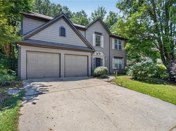 855 Underhill Ct, Buford, GA 30518