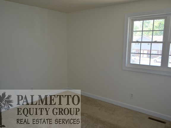 3rd image of 708 McPherson St APT E