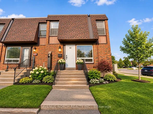 3520 Downpatrick Rd #41, Ottawa, ON K1V 8T4