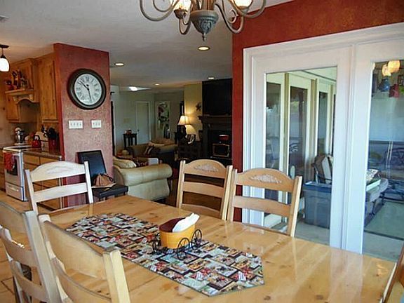 4th image of 10020 Stoneleigh Dr