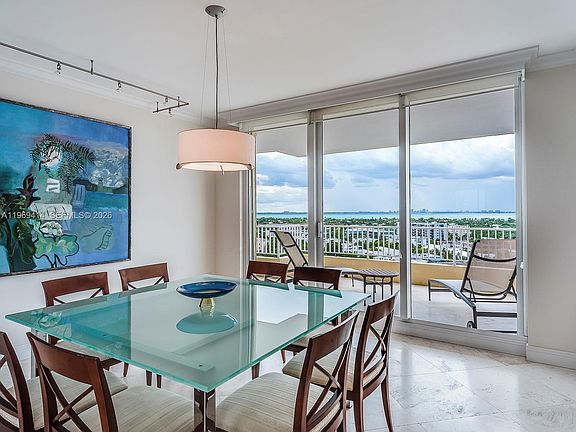 3rd image of 781 Crandon Blvd APT 1405