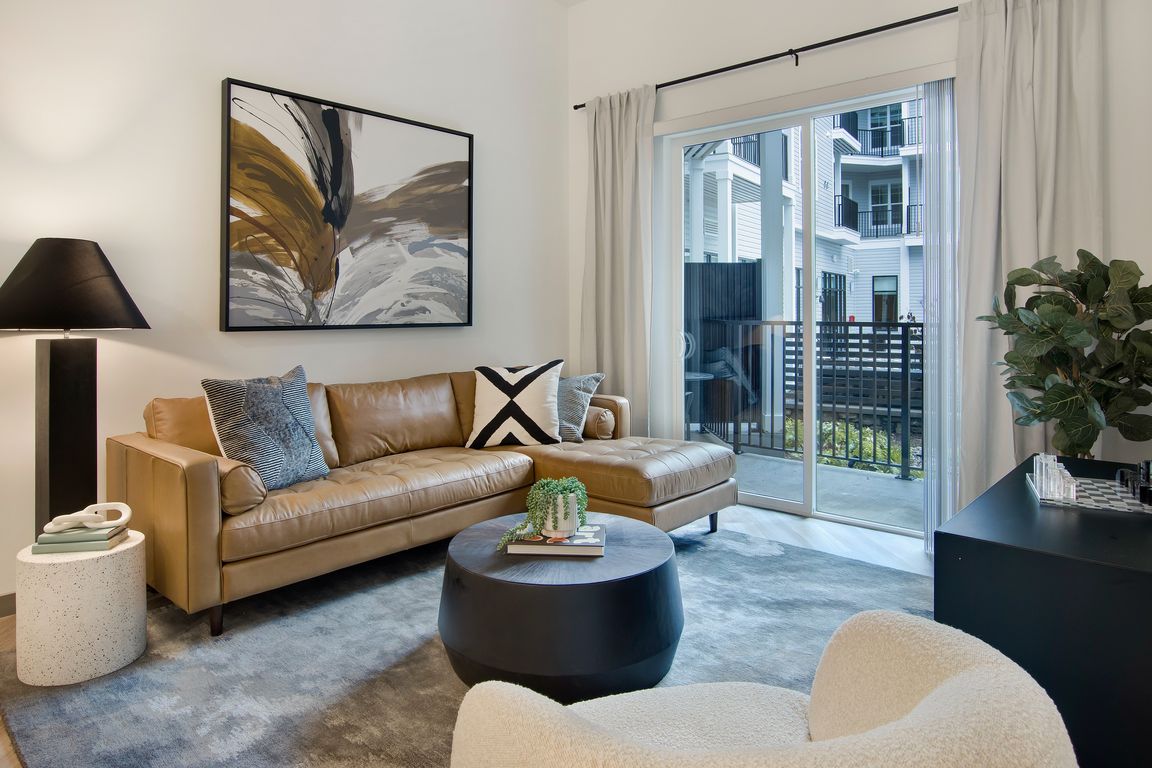 Find smart technology throughout, right from the threshold with a key fob entry system, to the very air with a smart thermostat from Honeywell.