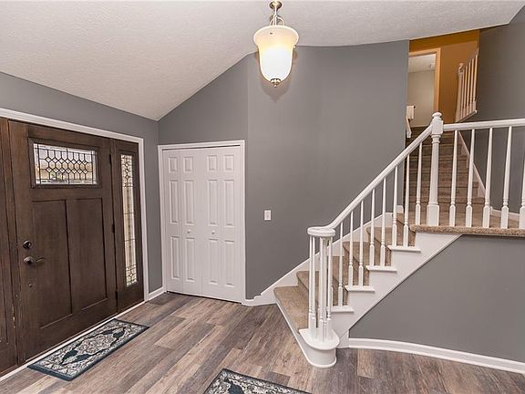 4th image of 8502 Bradfords Gate
