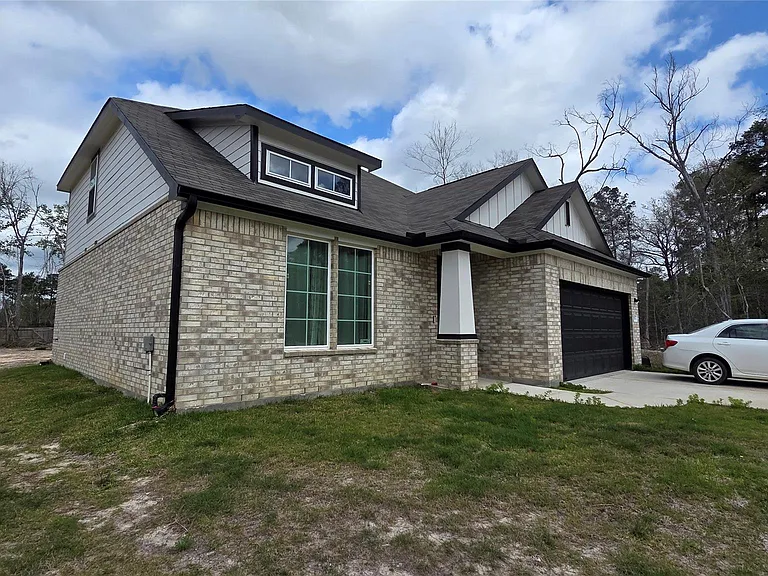 1015 Thor — Photo 2
