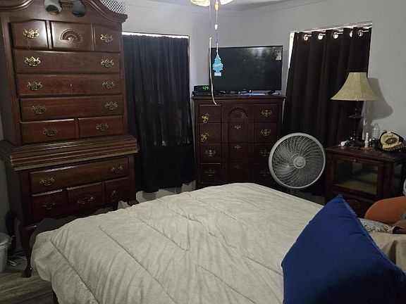 5th image of 101 N Tyler Avenue