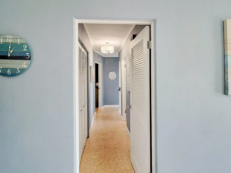 2545 Webber St — Photo 32