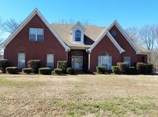 1141 Dogwood Hollow Dr, Nesbit, MS 38651