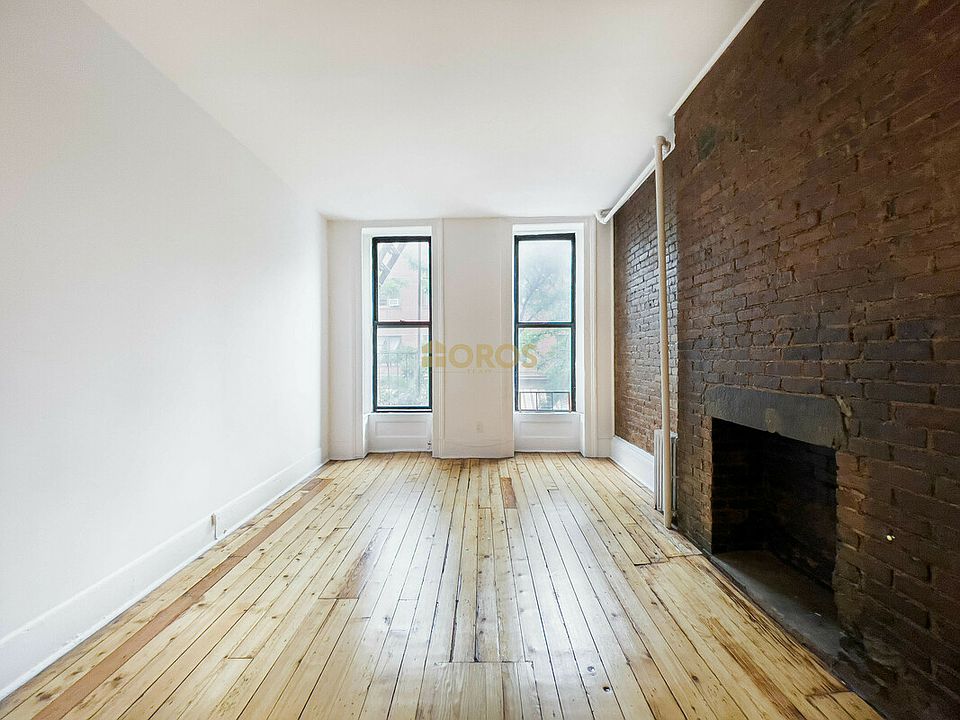 1st image of 283 Bleecker St APT 1C