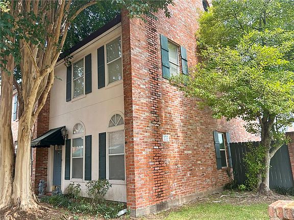 2nd image of 987 Bayou Trace Dr