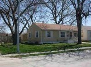 909 S 1st St, Norfolk, NE 68701