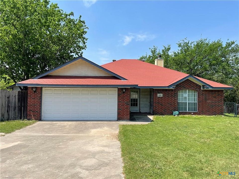 1st image of 3908 Lakecliff Dr
