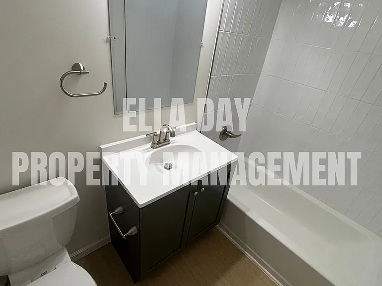550 N Sheridan St — Photo 9