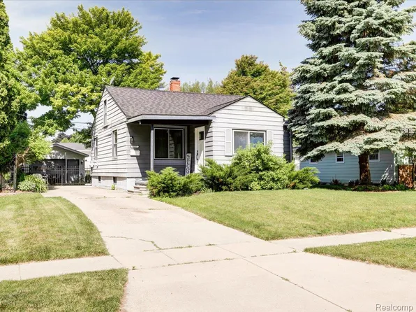 3107 Stone St, Port Huron, MI 48060