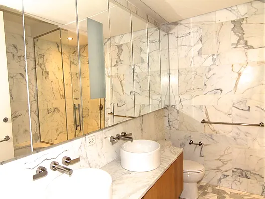 Rented by Sotheby's International Realty | media 31