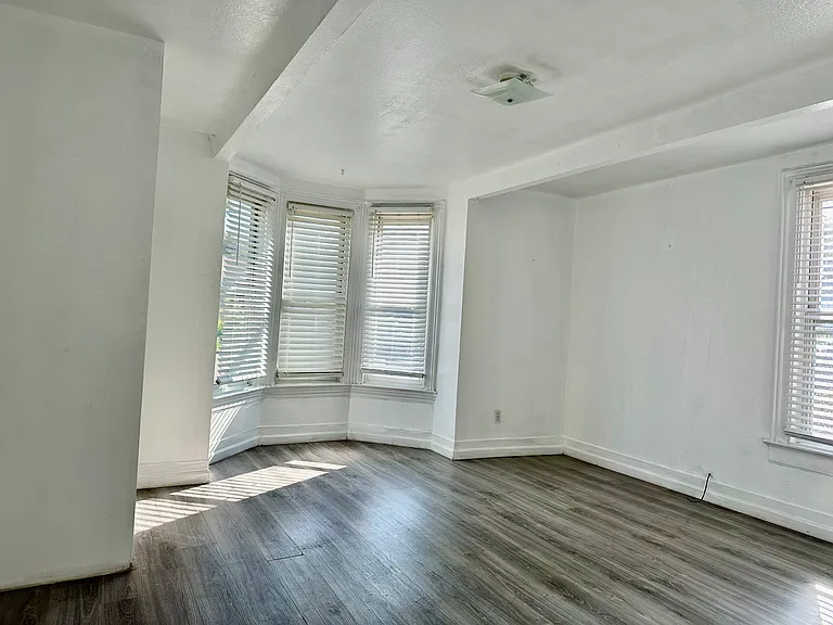 2037 Pacific Ave #A — Photo 7
