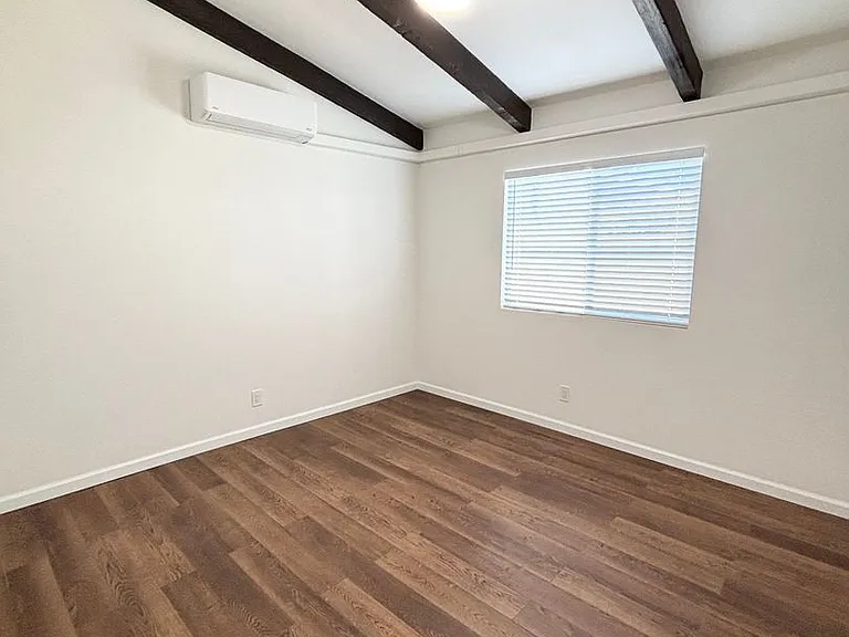 1636 W Pine Ave — Photo 7