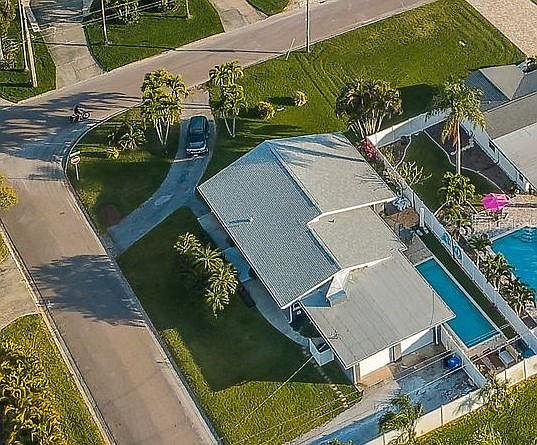 1st image of 3822 BAYSHORE BOULEVARD NE