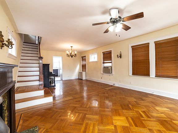 4th image of 93-08 70th Ave