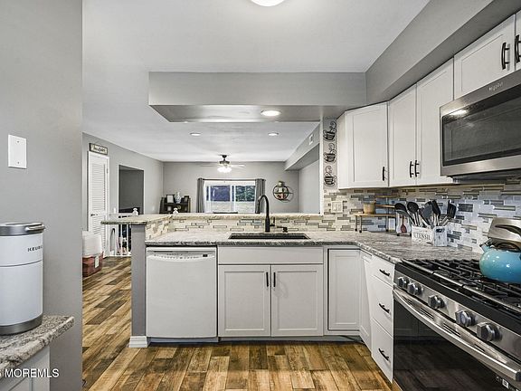 3rd image of 775 Darlington Drive #149