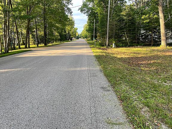 2nd image of 4301 N Lake Shore Dr
