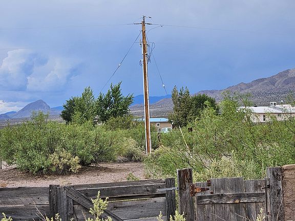 3rd image of 500 NE Frontage Rd
