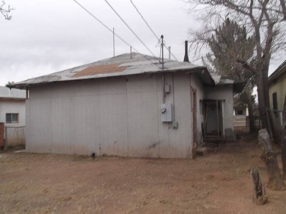 2nd image of 1033 E 7th St