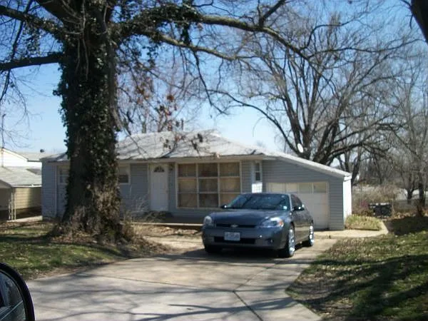 10012 Pepper Ln photo 1