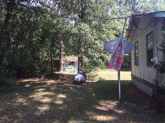 5th image of 11113 Woodside Dr