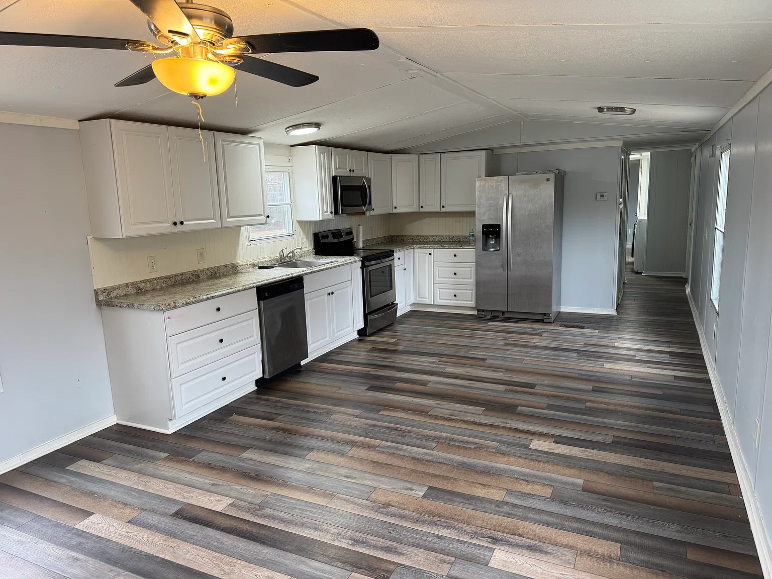 22 Grayland Dr — Photo 4