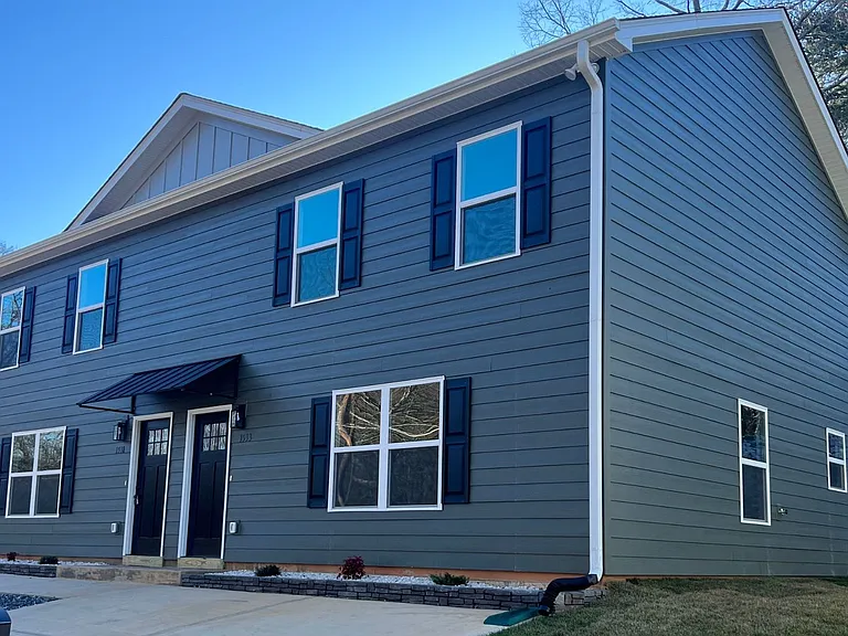 816 2nd St SE — Photo 21