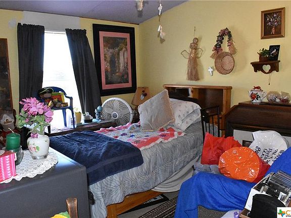 2nd image of 731 County Road 4126