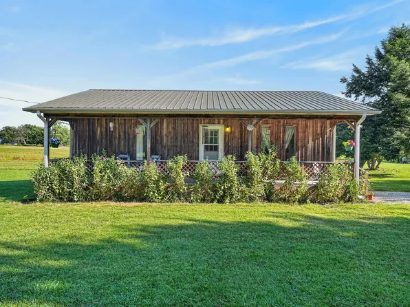 137 Fisk Rd, Livingston, TN 38570