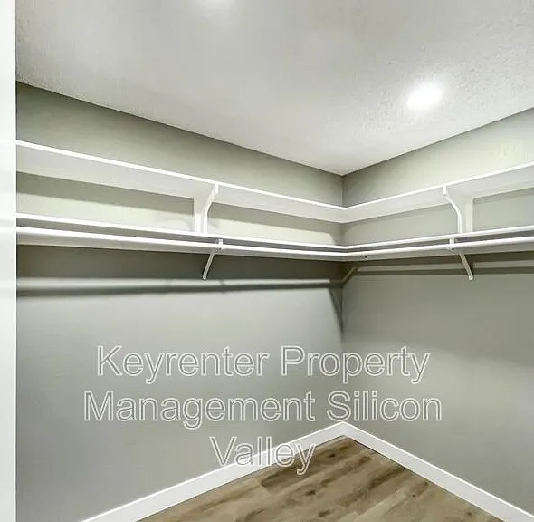 1806 Blackmore Ct — Photo 26