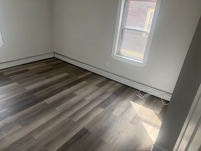 25 Hillhurst Ave #2R — Photo 5