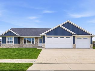 2359 Tigerwood Trl, De Pere, WI 54115