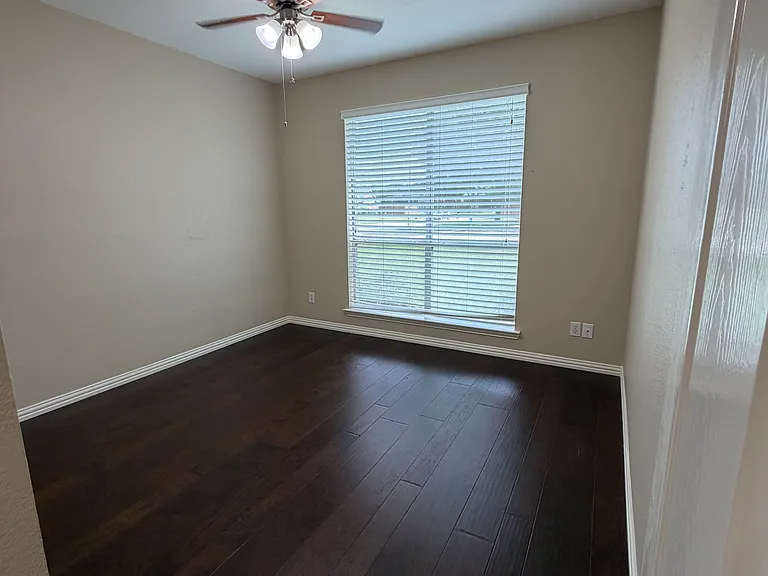 109 Belmont Place Cir — Photo 16