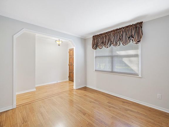 3rd image of 4790 16th Street