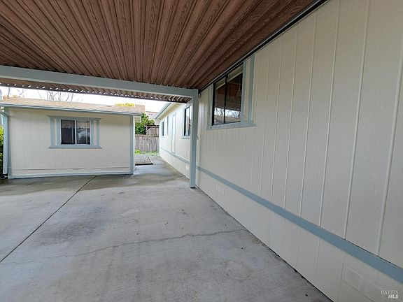 5th image of 1551 Royal Oak Drive