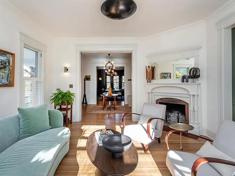 49 Christian St — Photo 13