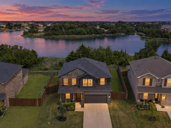 2405 Lundy Canyon St, Forney, TX 75126