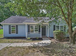 1317 Eagle Ridge Dr, Charlotte, NC 28214