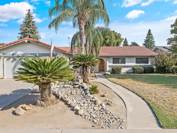 1204 W Mary Avenue, Visalia, CA 93277