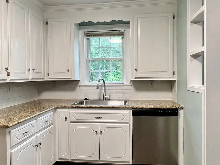 2517 Williams St — Photo 19