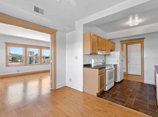 2217 W Wisconsin Ave #5, Milwaukee, WI 53233