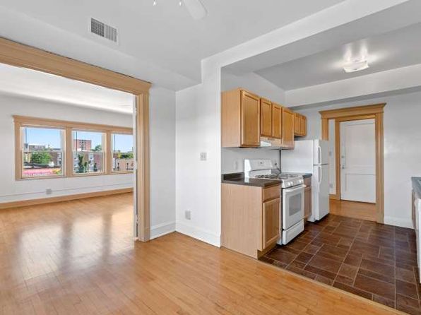 2217 W Wisconsin Ave #5