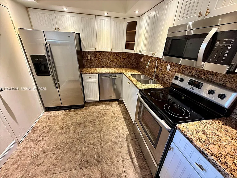 500 Three Islands Blvd #L25 — Photo 26