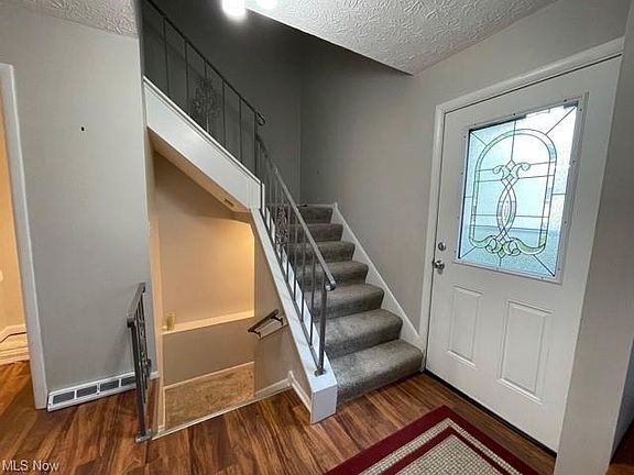 2nd image of 6804 Kirkwood Dr #1/7