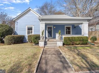 1751 Center Ave, East Pt, GA 30344